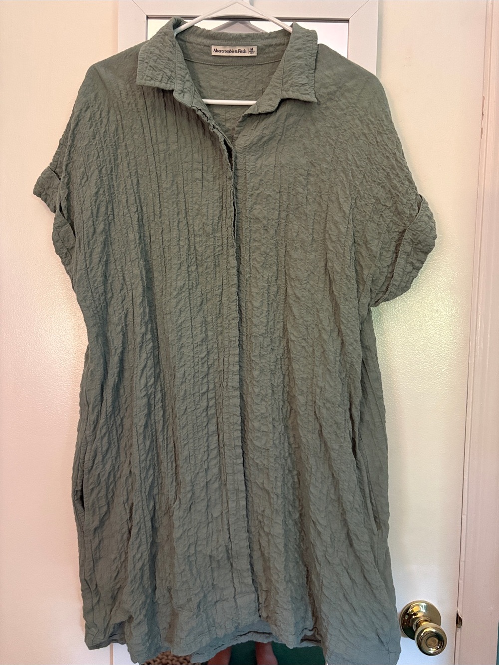 Abercrombie & Fitch Olive Green Crinkle Button-Front Women's Dress